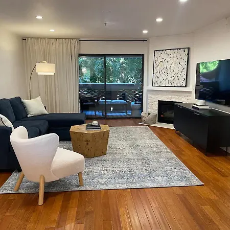 Home Away From Home In The Heart Of Phoenix - Extended Stay Relocation Insurance